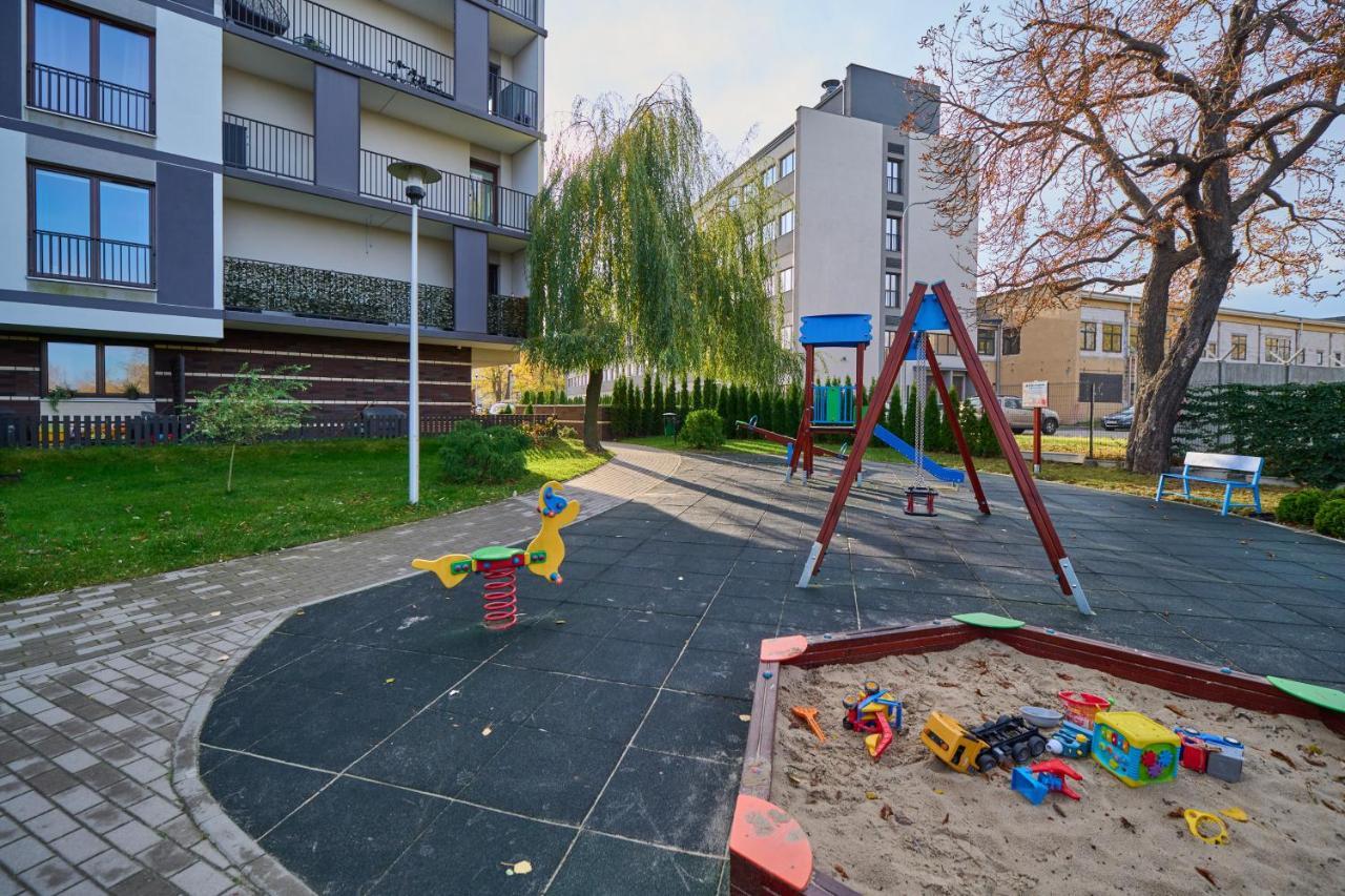 Apartment Wroclaw Krakowska With Balcony And Free Garage By Noclegi Renters Exterior foto