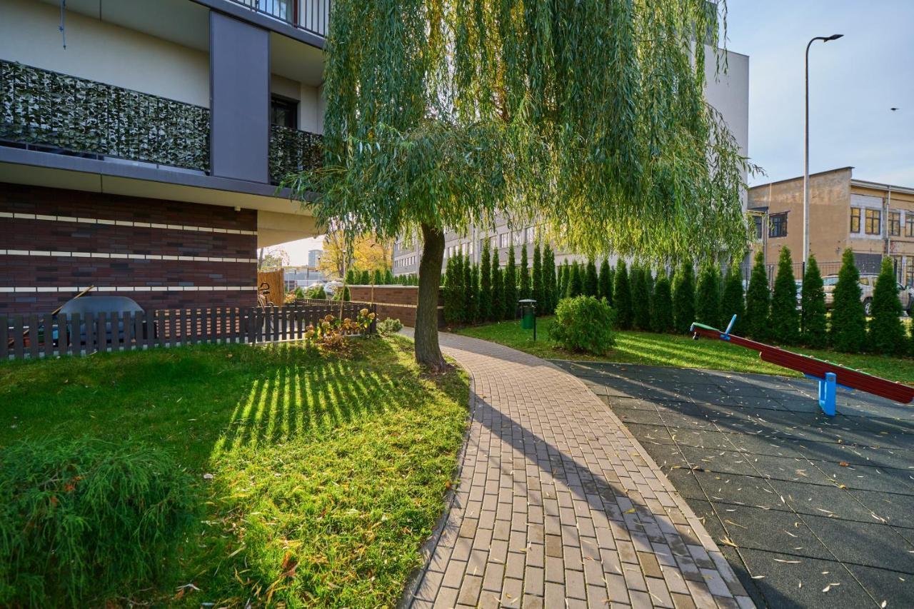 Apartment Wroclaw Krakowska With Balcony And Free Garage By Noclegi Renters Exterior foto